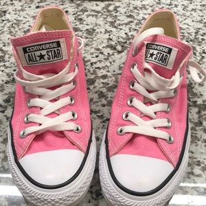 Pink Converse, Size 7/Women